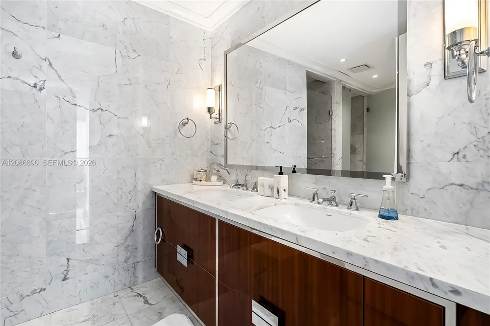 15701 Collins Ave #4603 Sunny Isles Beach, FL 33160