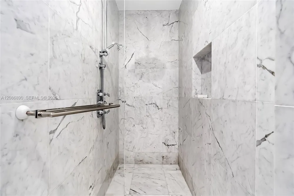 15701 Collins Ave #4603 Sunny Isles Beach, FL 33160