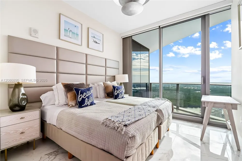 15701 Collins Ave #4603 Sunny Isles Beach, FL 33160