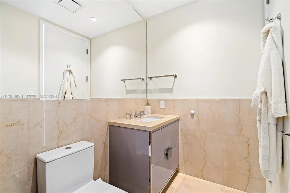 15701 Collins Ave #4603 Sunny Isles Beach, FL 33160