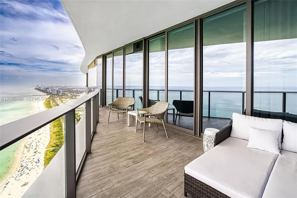 15701 Collins Ave #4603 Sunny Isles Beach, FL 33160