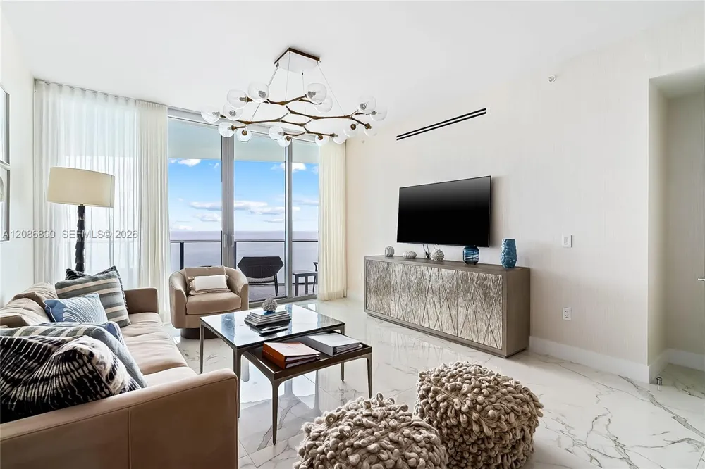 15701 Collins Ave #4603 Sunny Isles Beach, FL 33160