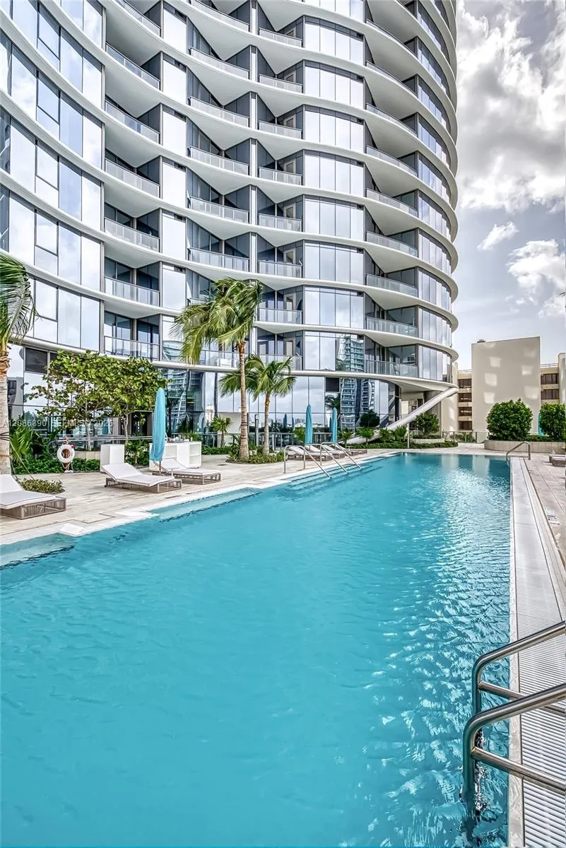 15701 Collins Ave #4603 Sunny Isles Beach, FL 33160