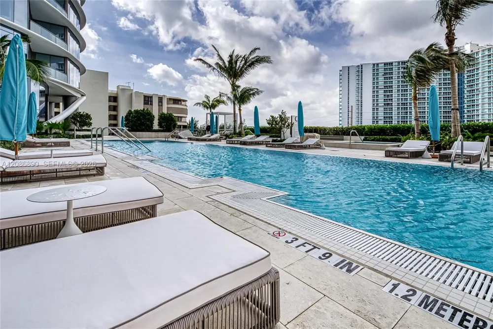 15701 Collins Ave #4603 Sunny Isles Beach, FL 33160