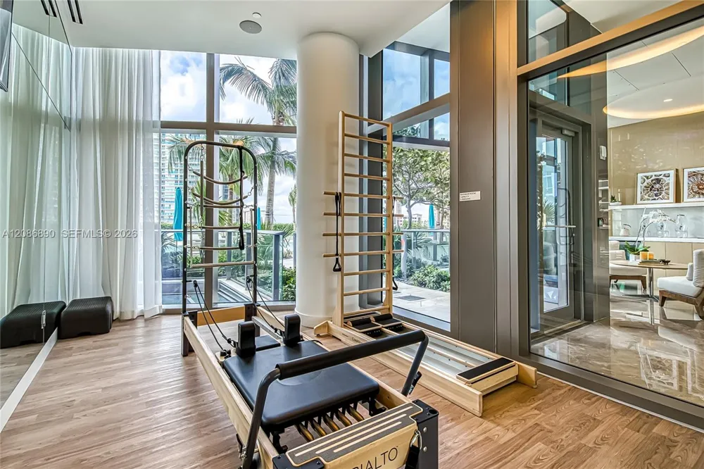 15701 Collins Ave #4603 Sunny Isles Beach, FL 33160