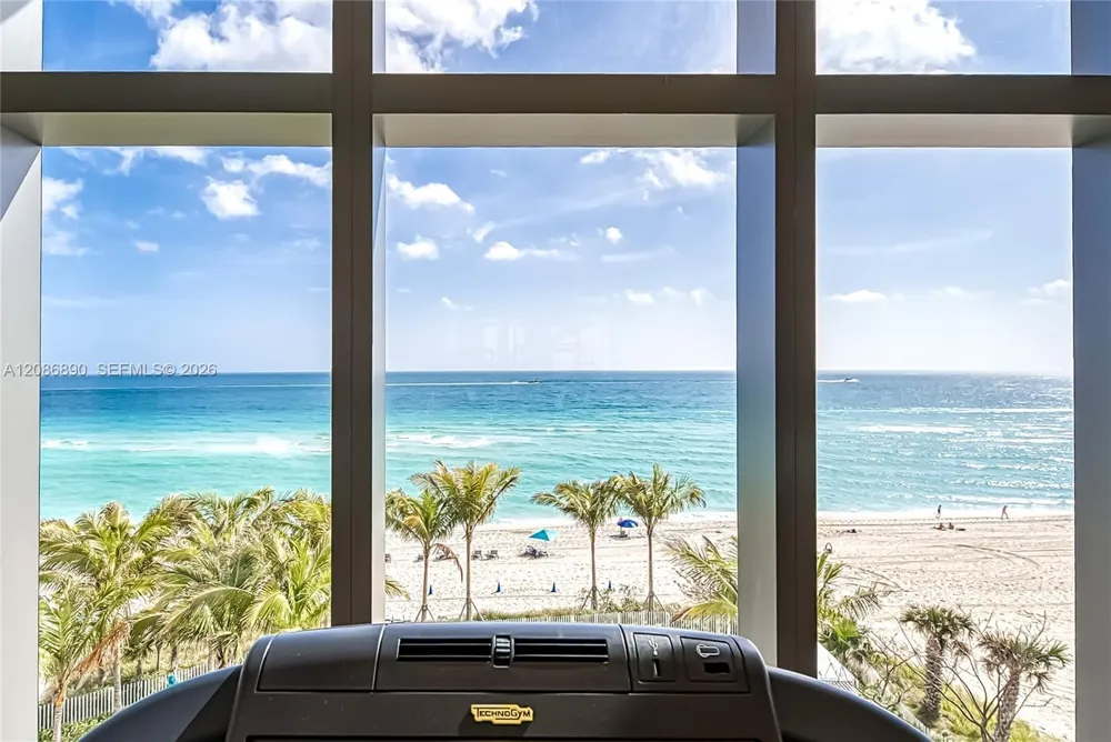 15701 Collins Ave #4603 Sunny Isles Beach, FL 33160