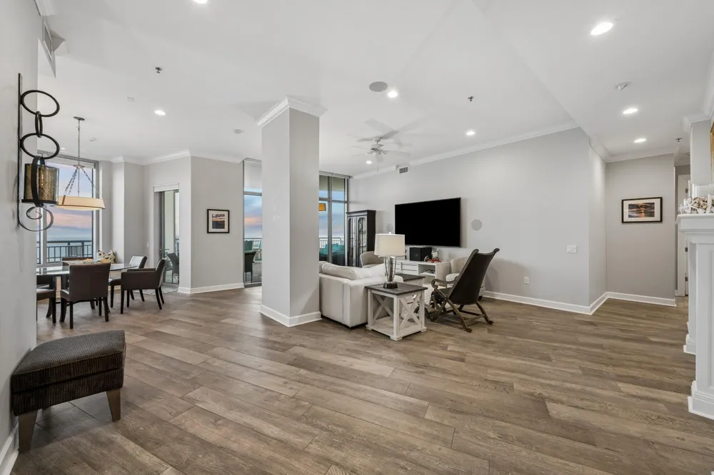 801 E Beach Drive #BC2606 Galveston, TX 77550