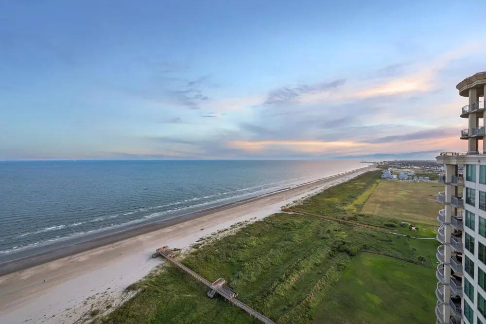 801 E Beach Drive #BC2606 Galveston, TX 77550