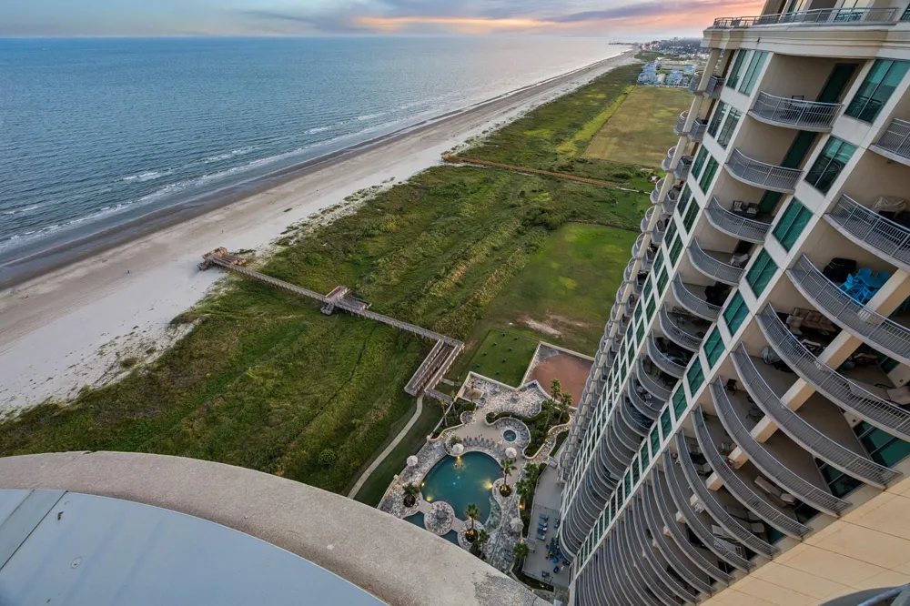 801 E Beach Drive #BC2606 Galveston, TX 77550