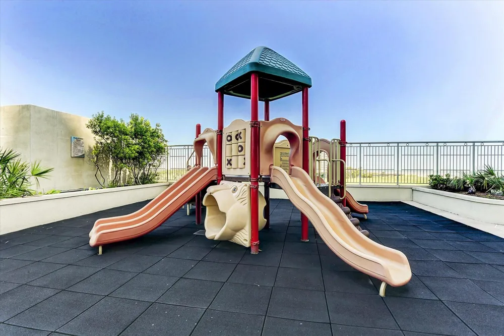 801 E Beach Drive #BC2606 Galveston, TX 77550
