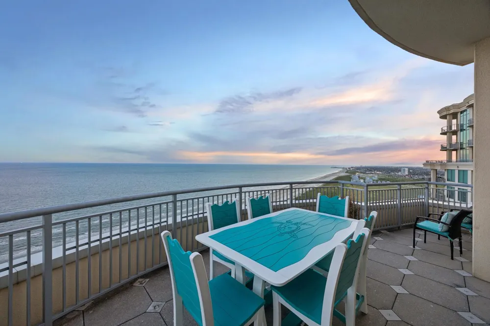 801 E Beach Drive #BC2606 Galveston, TX 77550