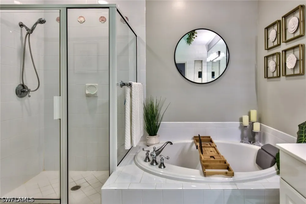 Cascades Drive #5704 Naples, FL 34112