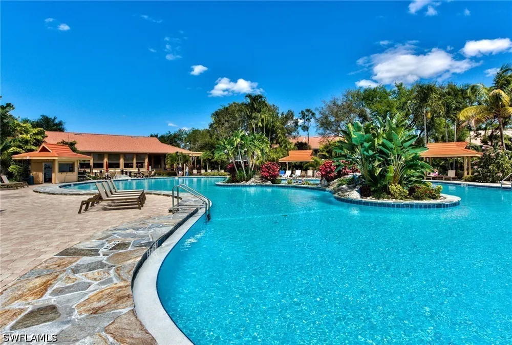 Cascades Drive #5704 Naples, FL 34112