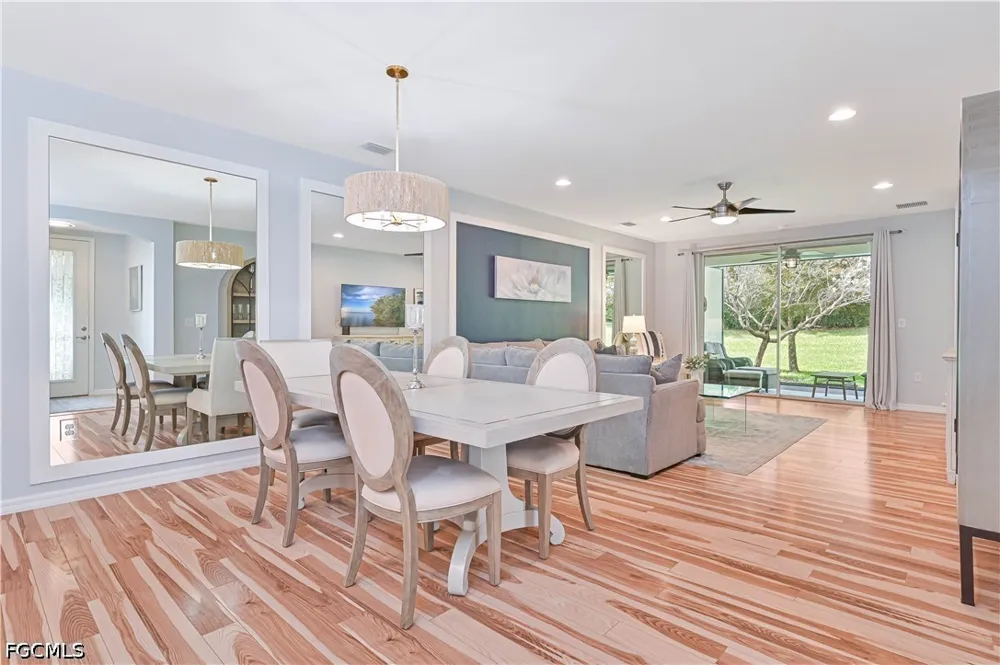 Edgewater Circle Naples, FL 34114