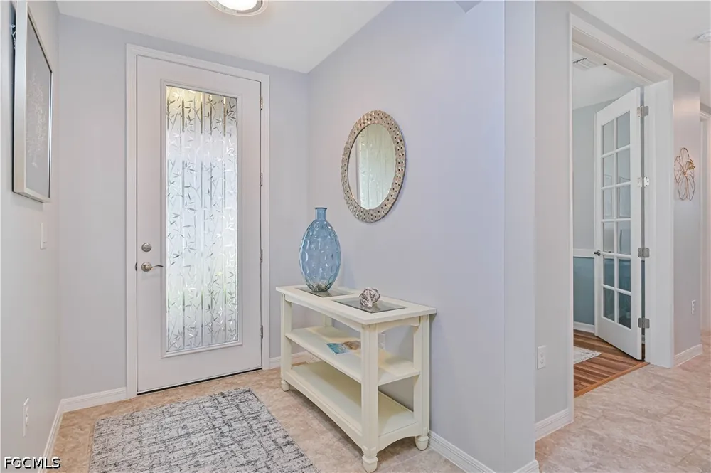 Edgewater Circle Naples, FL 34114