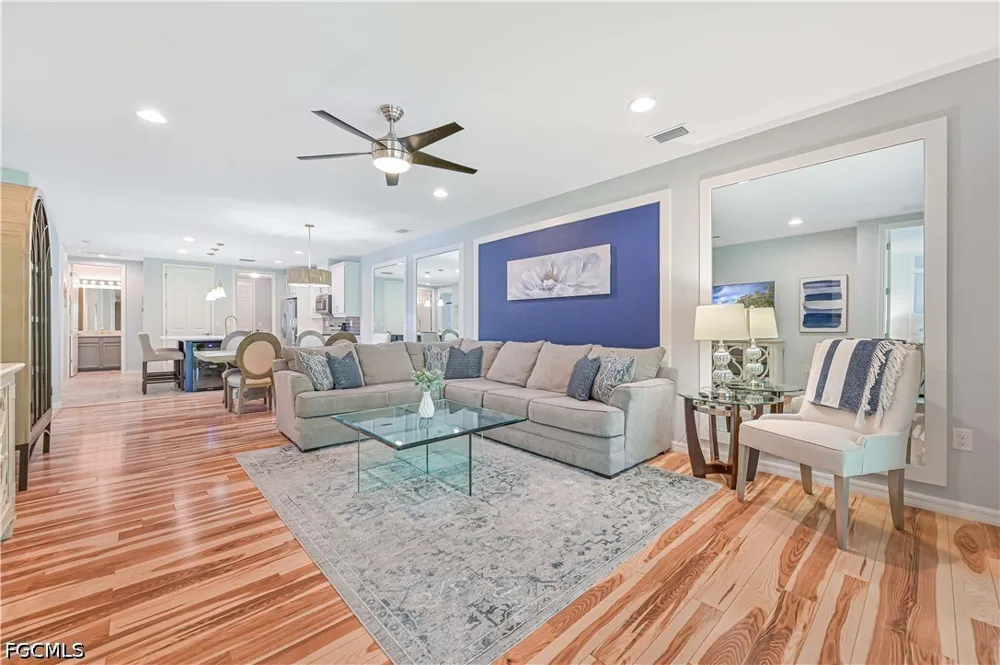Edgewater Circle Naples, FL 34114