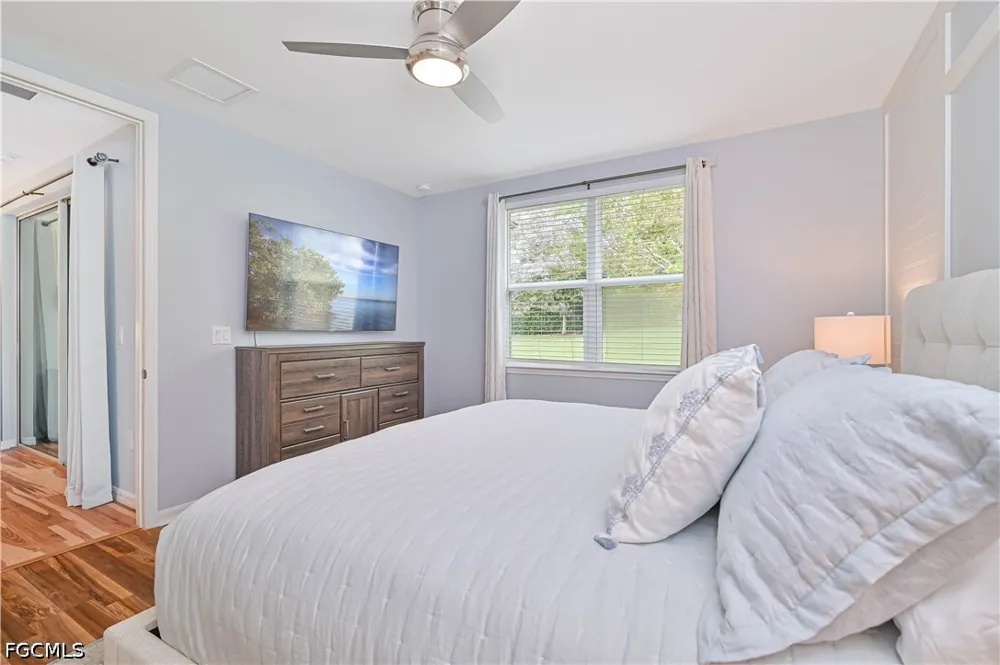 Edgewater Circle Naples, FL 34114