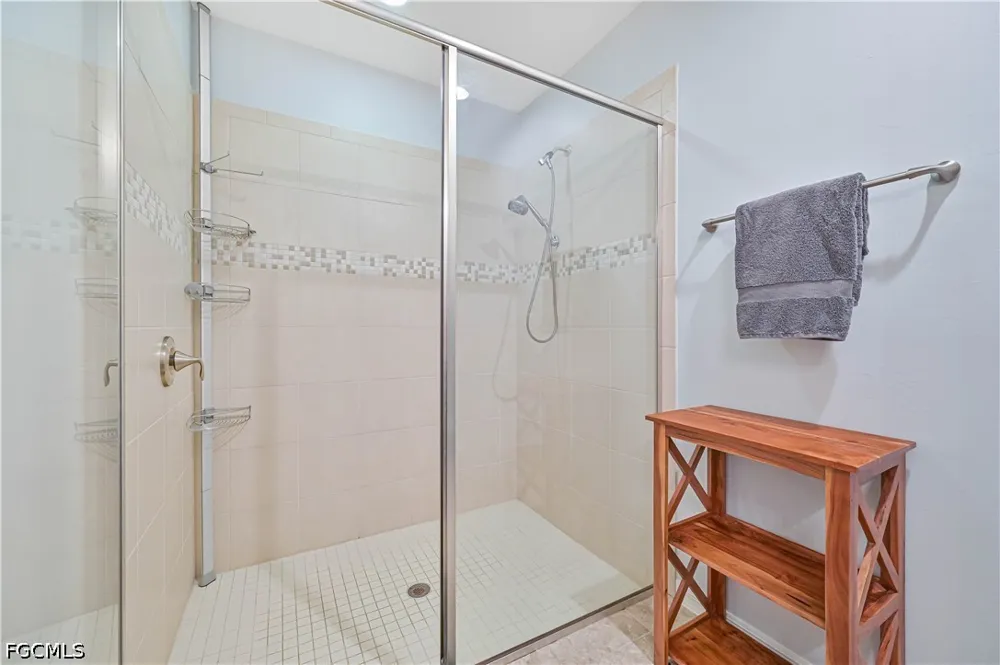 Edgewater Circle Naples, FL 34114