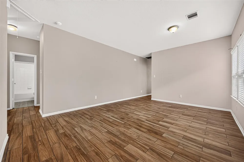 11747 Jelicoe Drive Houston, TX 77047