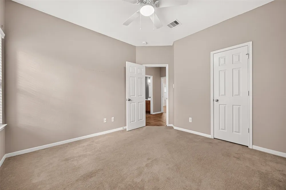 11747 Jelicoe Drive Houston, TX 77047