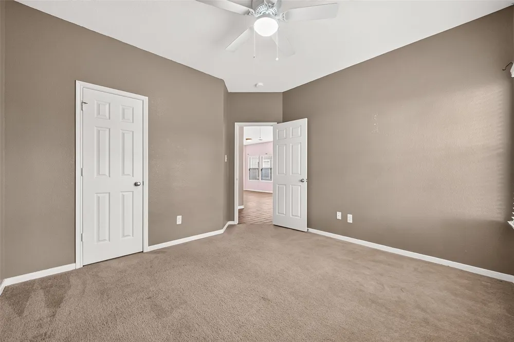 11747 Jelicoe Drive Houston, TX 77047