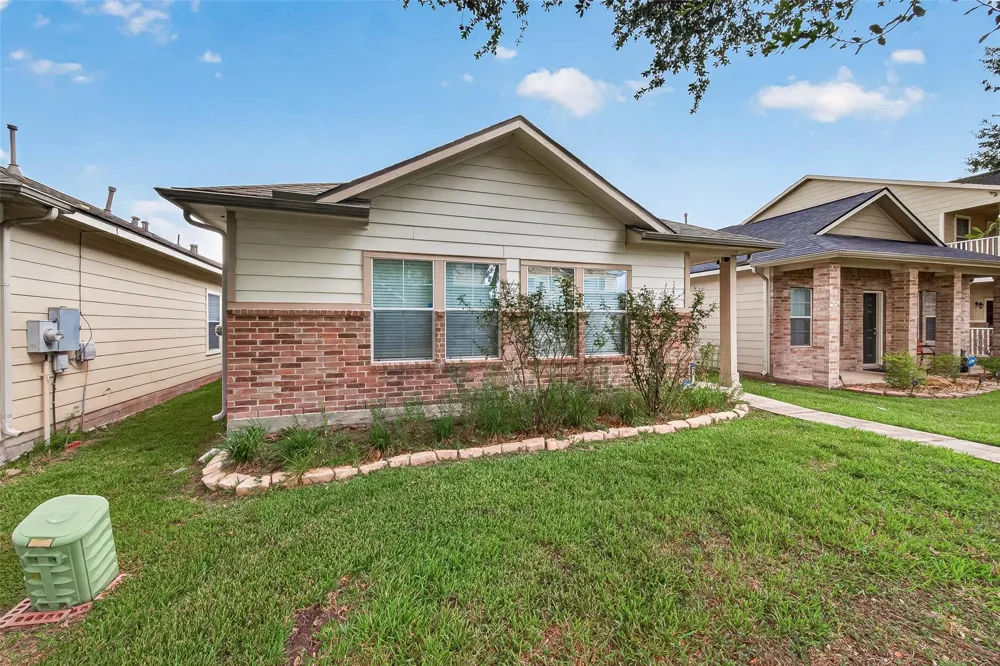 11747 Jelicoe Drive Houston, TX 77047