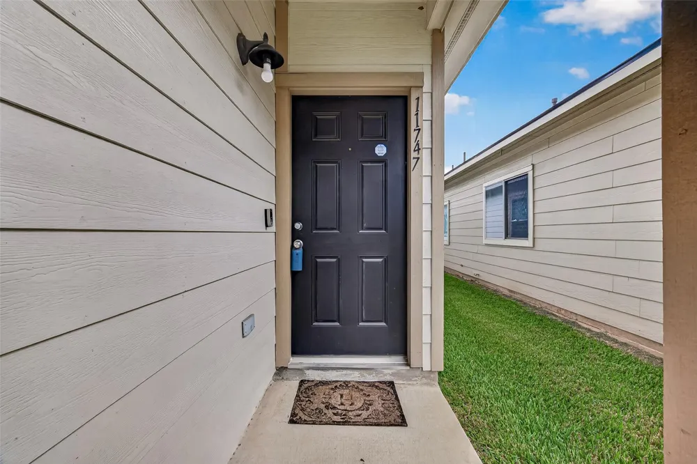 11747 Jelicoe Drive Houston, TX 77047