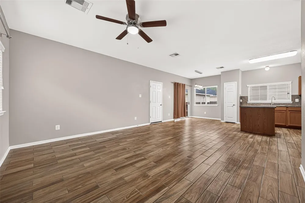 11747 Jelicoe Drive Houston, TX 77047