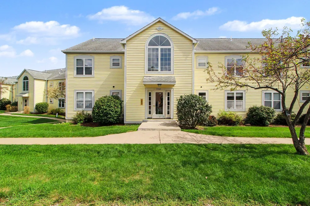 2241 S Huron Parkway #1 Ann Arbor, MI 48104