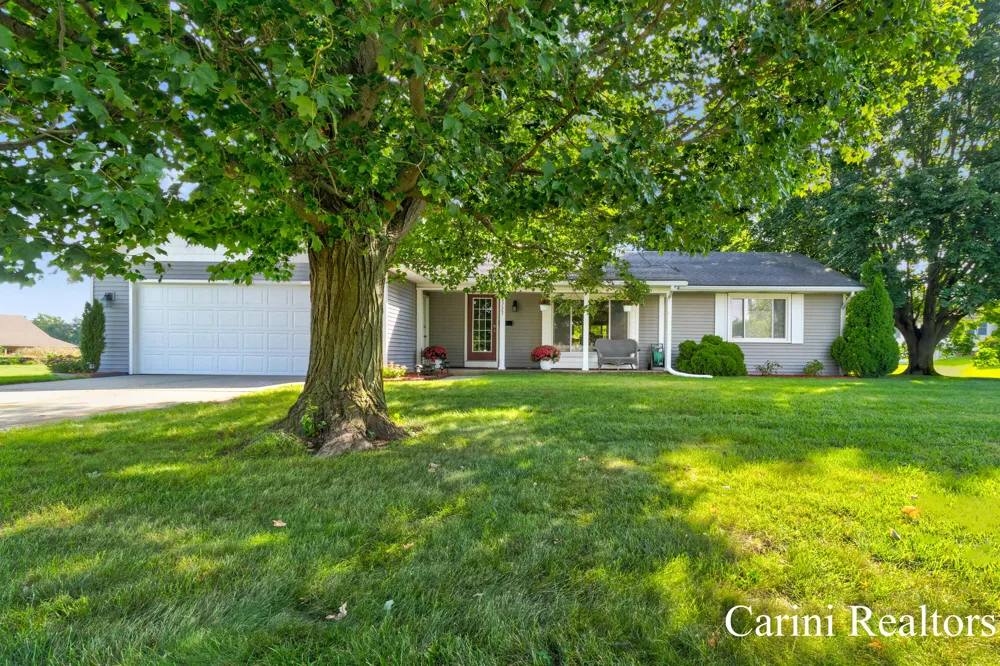 4723 62nd Street Holland, MI 49423