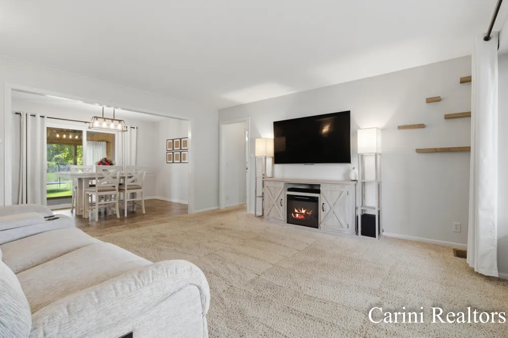 4723 62nd Street Holland, MI 49423