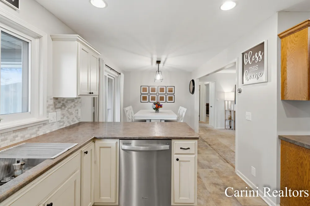 4723 62nd Street Holland, MI 49423