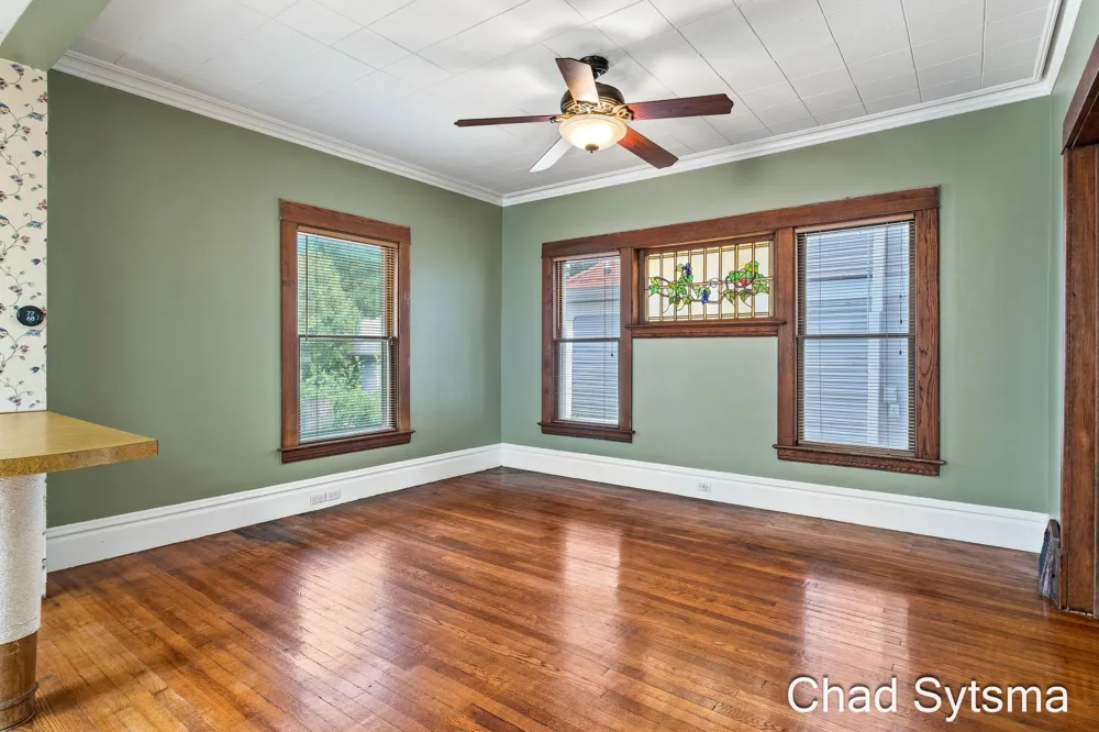 219 Carroll Avenue SE Grand Rapids, MI 49506