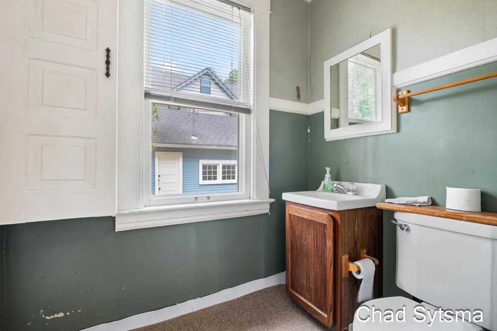 219 Carroll Avenue SE Grand Rapids, MI 49506