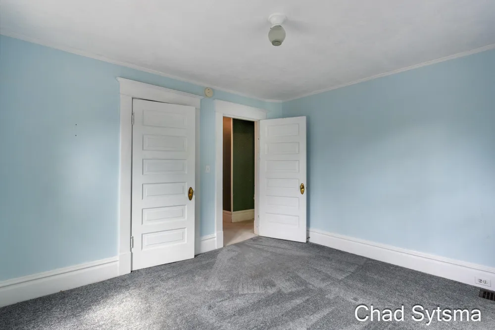 219 Carroll Avenue SE Grand Rapids, MI 49506