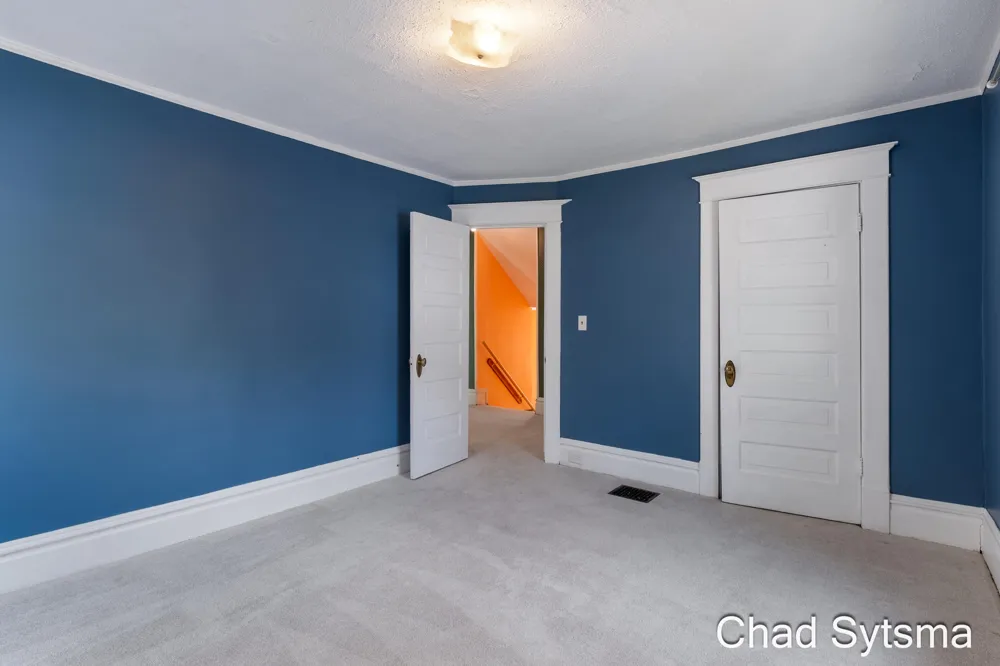 219 Carroll Avenue SE Grand Rapids, MI 49506