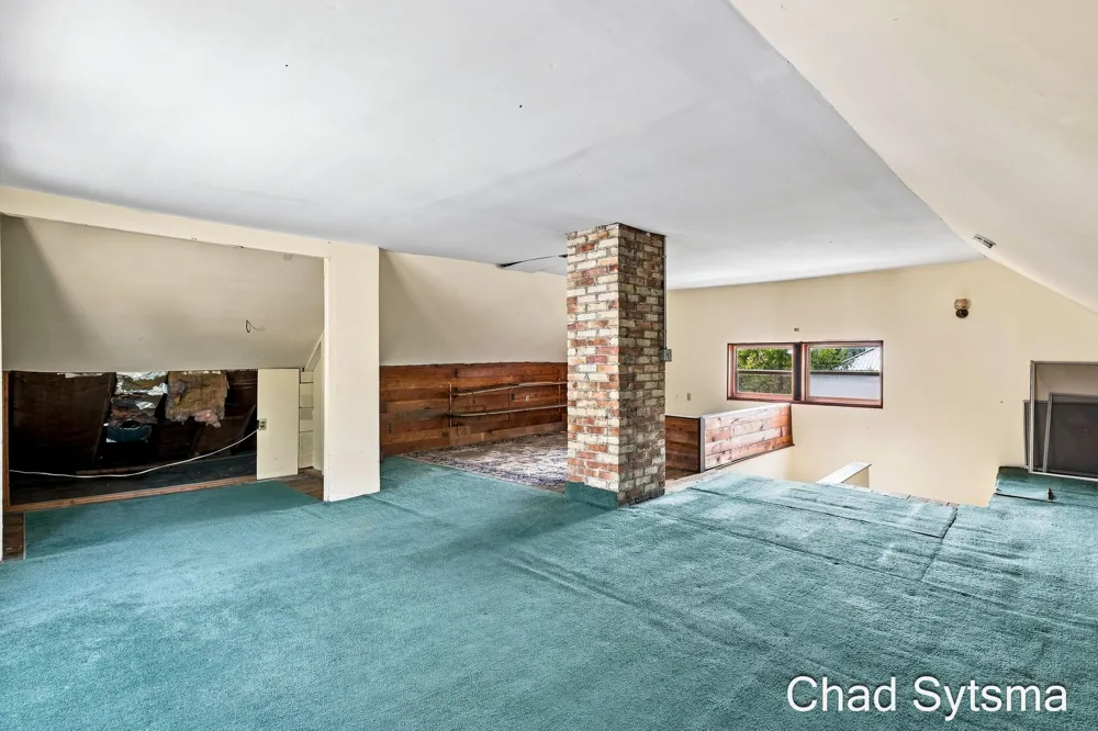 219 Carroll Avenue SE Grand Rapids, MI 49506