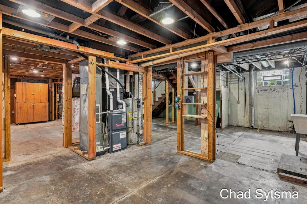 219 Carroll Avenue SE Grand Rapids, MI 49506