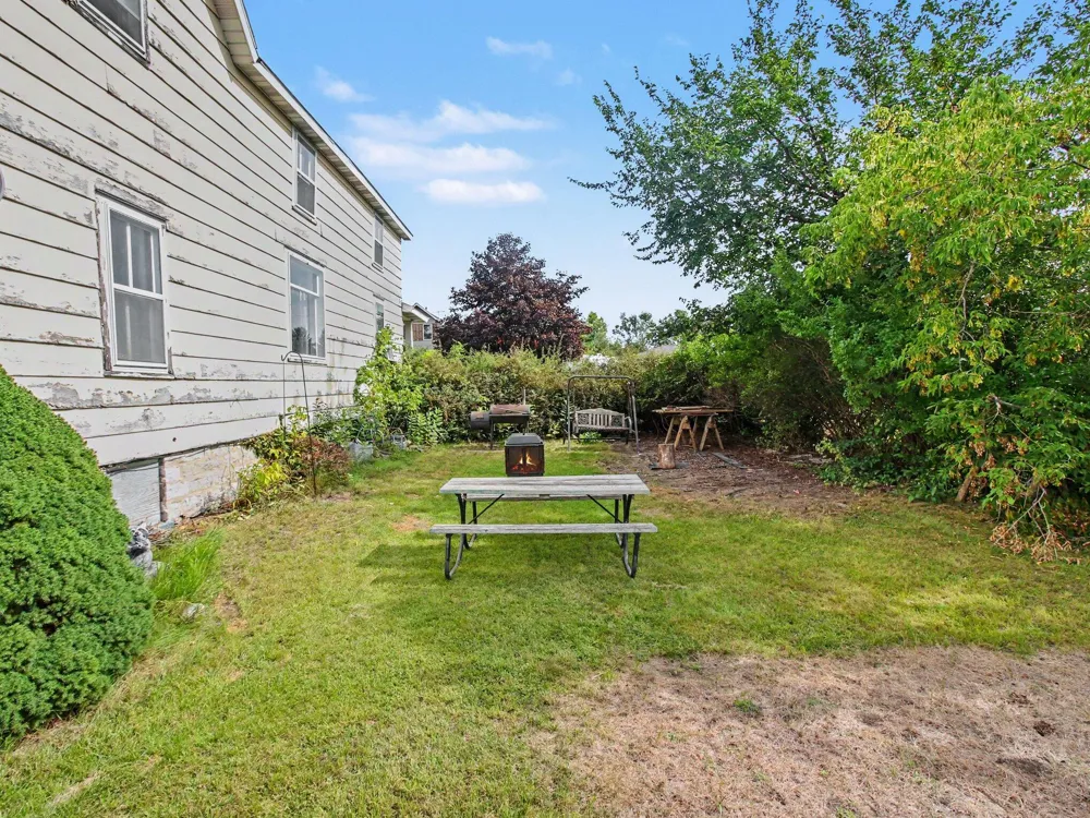 1126 River Street Alpena, MI 49707