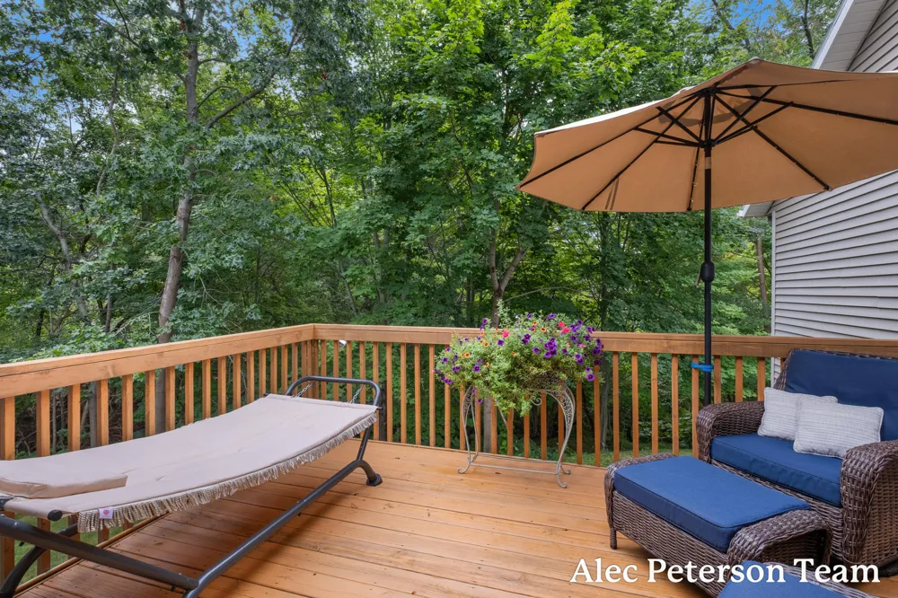 1544 Beechtree Commons Grand Haven, MI 49417