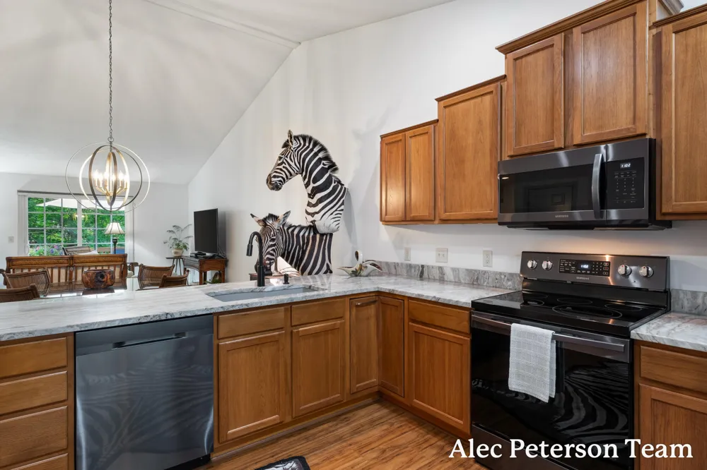 1544 Beechtree Commons Grand Haven, MI 49417