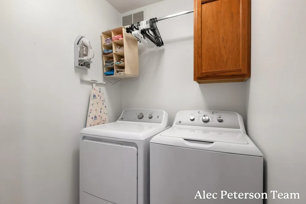 1544 Beechtree Commons Grand Haven, MI 49417