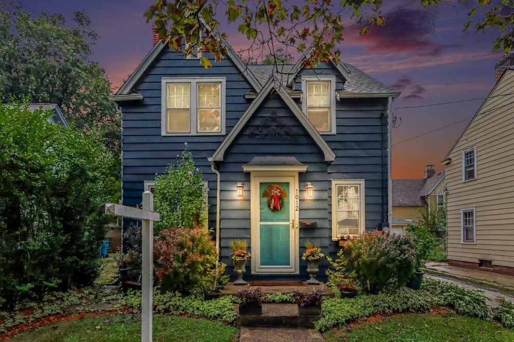 1012 Oak Street Kalamazoo, MI 49008