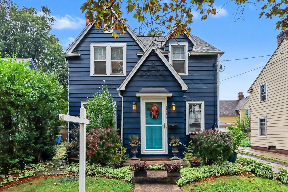 1012 Oak Street Kalamazoo, MI 49008