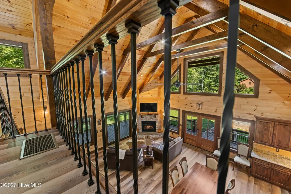 91 Riverview Drive Robbinsville, NC 28771