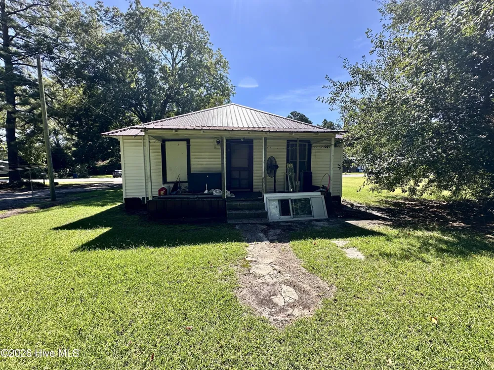 757 Pamlico Street Belhaven, NC 27810