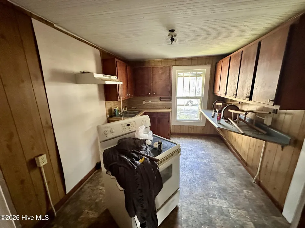 757 Pamlico Street Belhaven, NC 27810