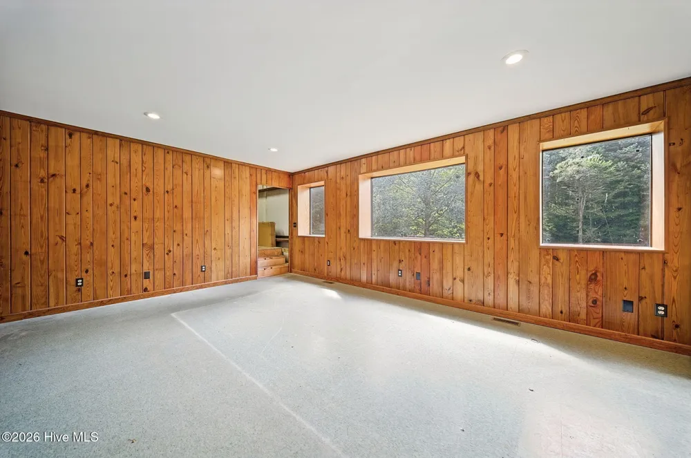 625 Okisko Road Elizabeth City, NC 27909