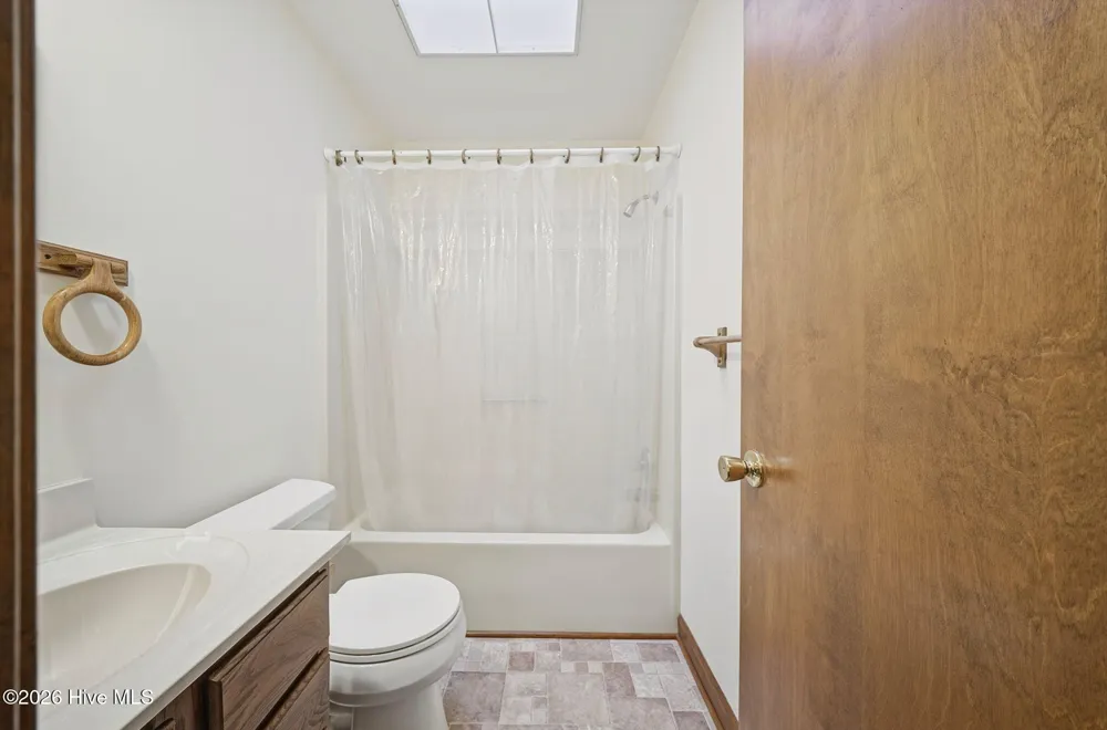 625 Okisko Road Elizabeth City, NC 27909