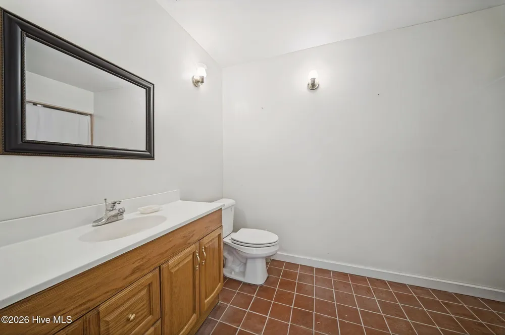 625 Okisko Road Elizabeth City, NC 27909
